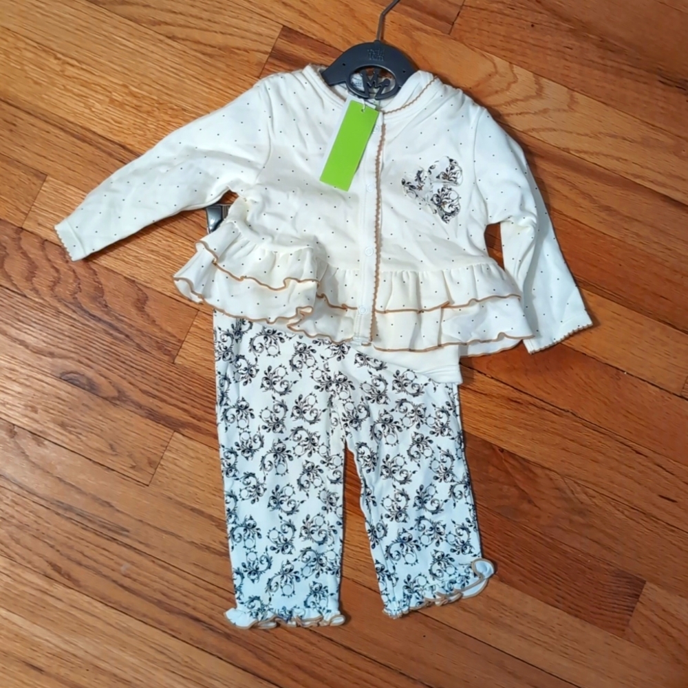 NWT 9 month set